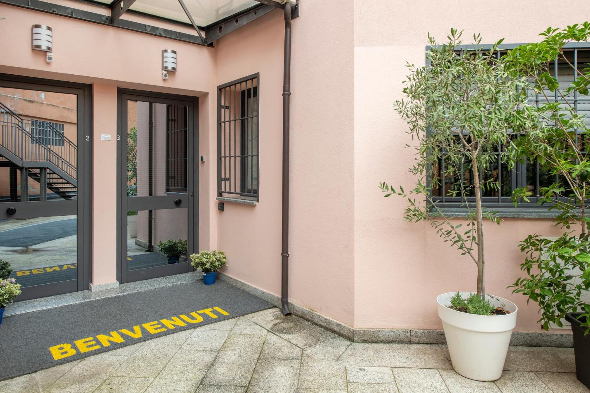 La Casa Sul Naviglio Di Debora — Photos 1